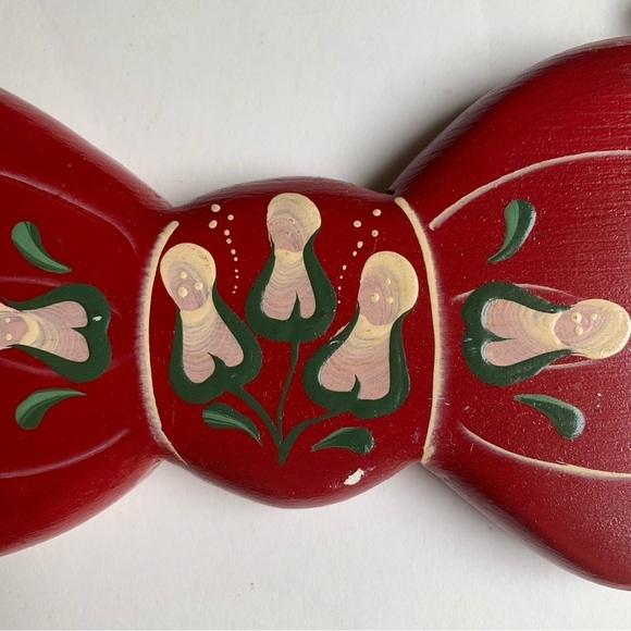 Red Merry Christmas Hanging Wood Sign Wall Plaque Ribbon Bow Hand Painted 24” - Picture 15 of 16